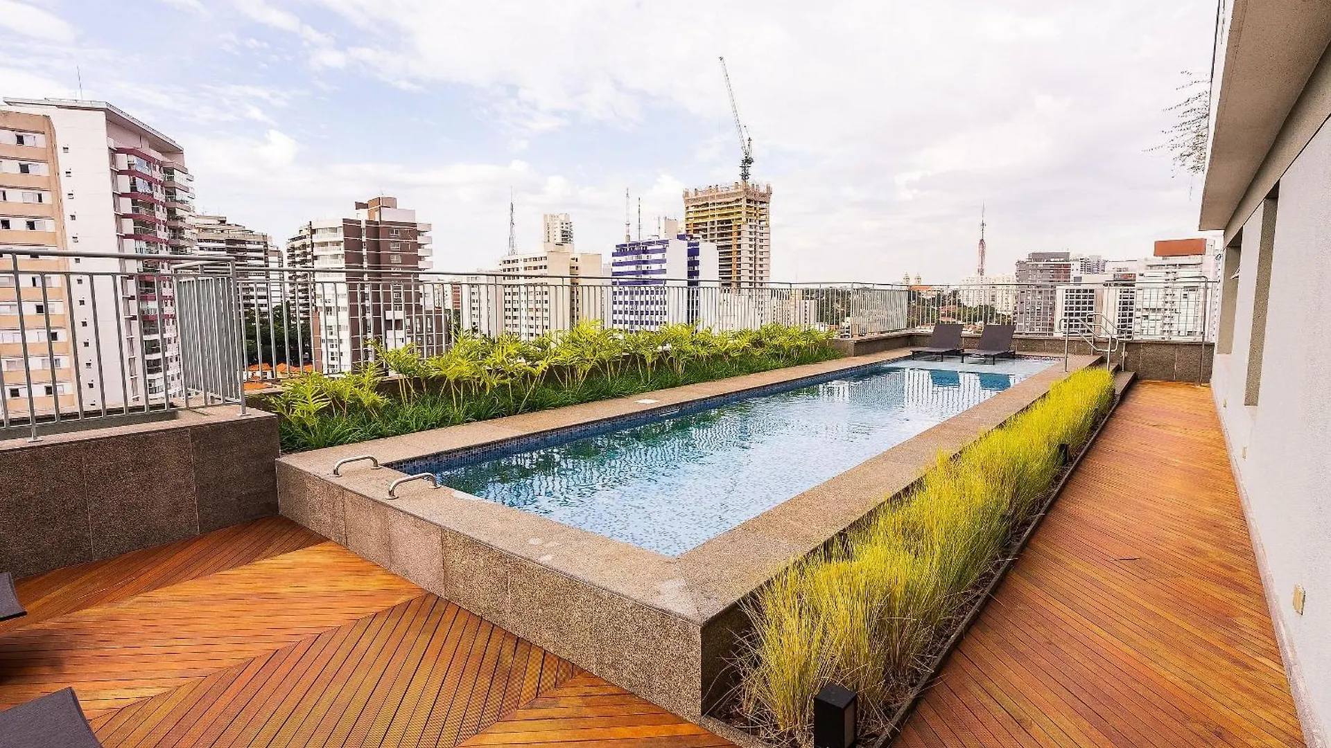 Апартаменты Studio Luxo 5 Passos Do Metro V Madalena C/Piscina Сан-Пауло