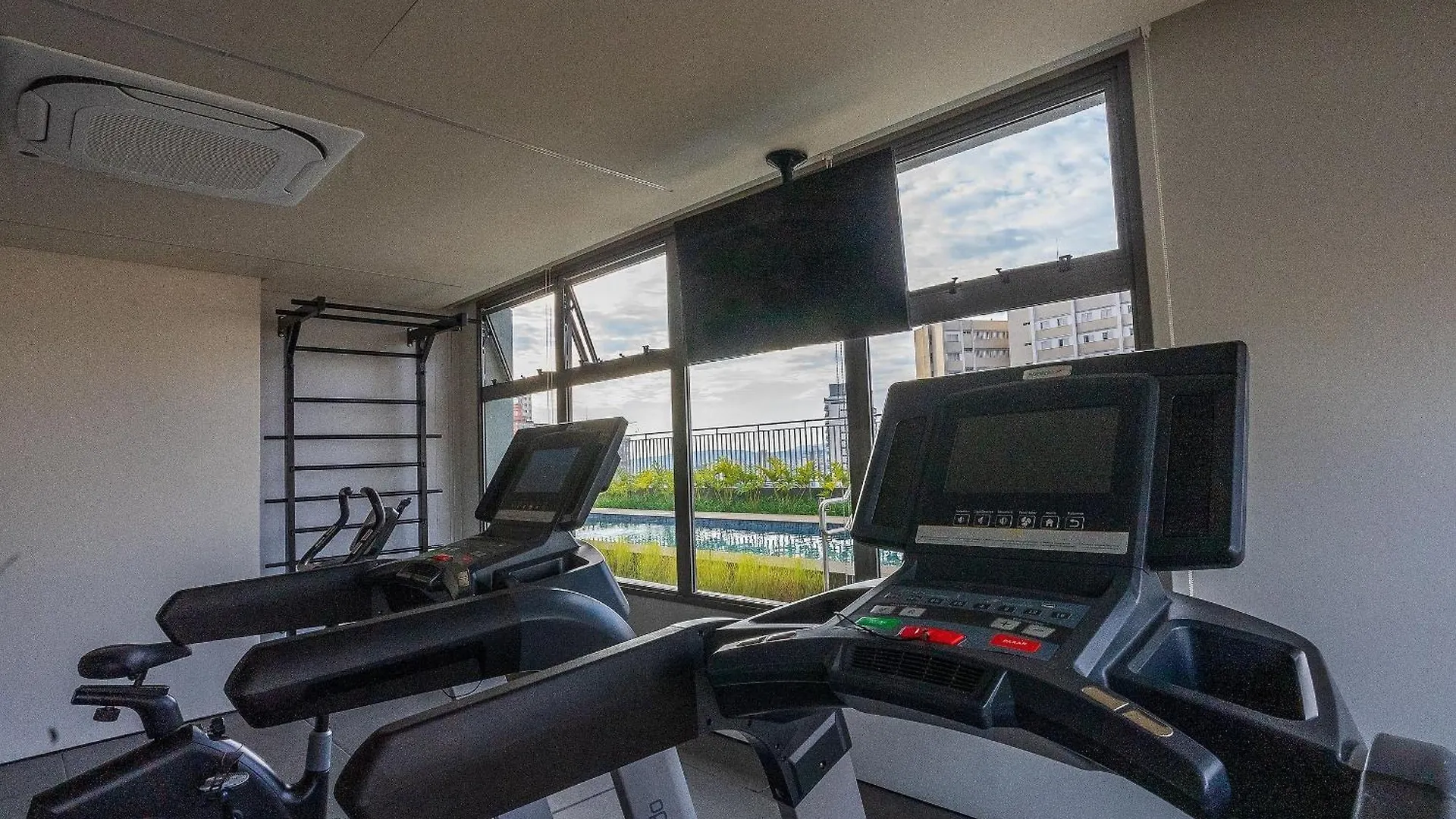 Studio Luxo 5 Passos Do Metro V Madalena C/Piscina Сан-Пауло Апартаменты
