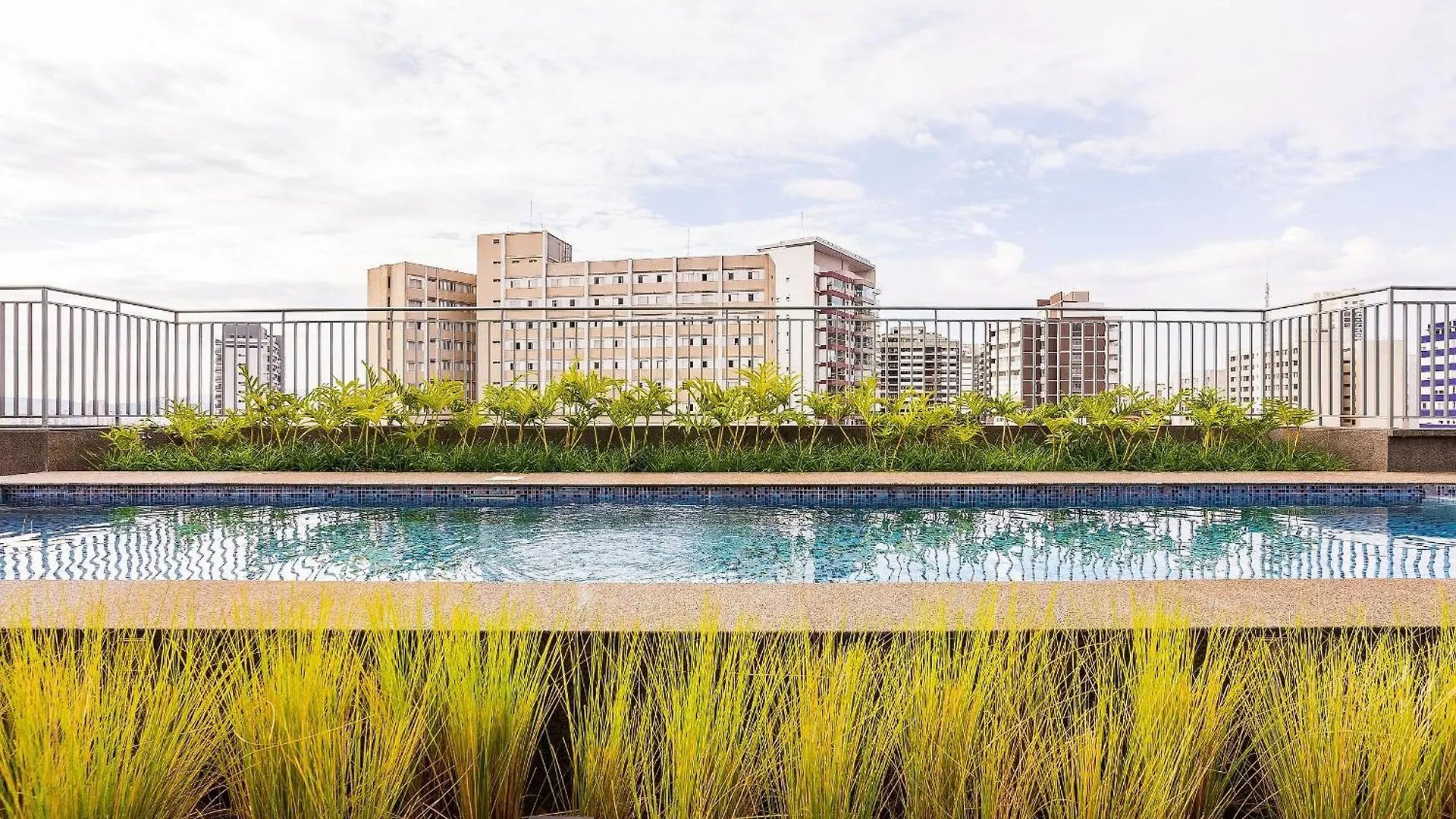 Апартаменты Studio Luxo 5 Passos Do Metro V Madalena C/Piscina Сан-Пауло